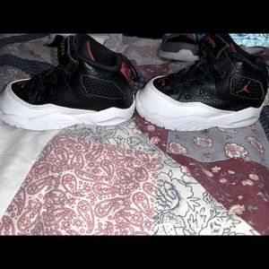 Toddler boy Jordan’s. Size 5c